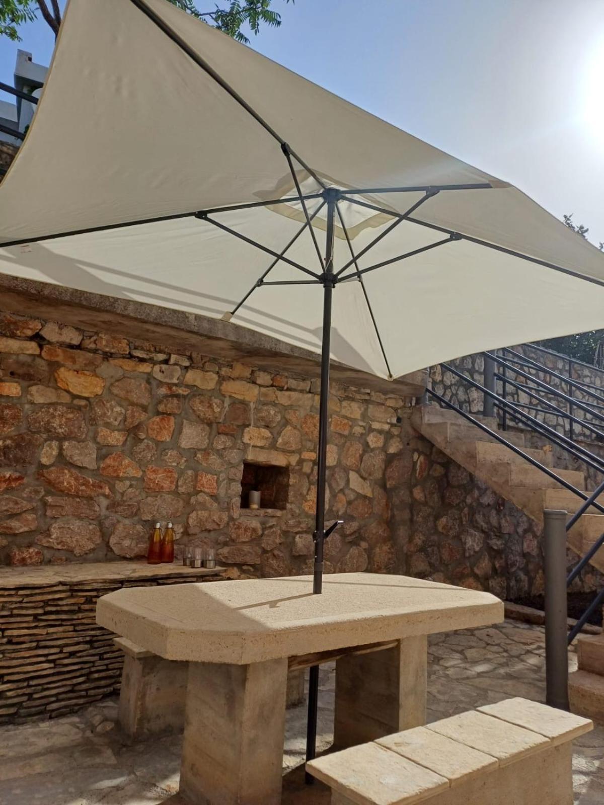 Ambiente Apartment Ясенице Екстериор снимка